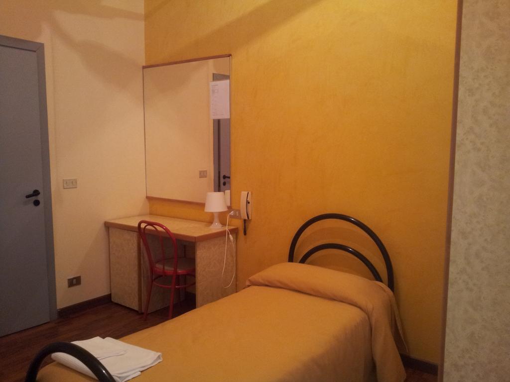 Albergo Tarsia Castrovillari Exteriör bild