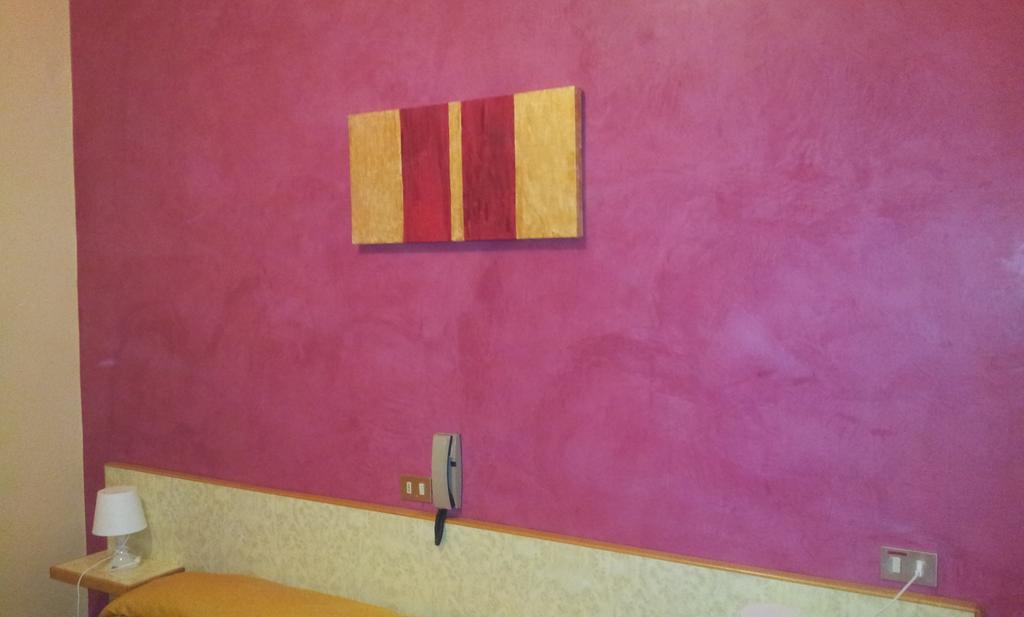 Albergo Tarsia Castrovillari Rum bild